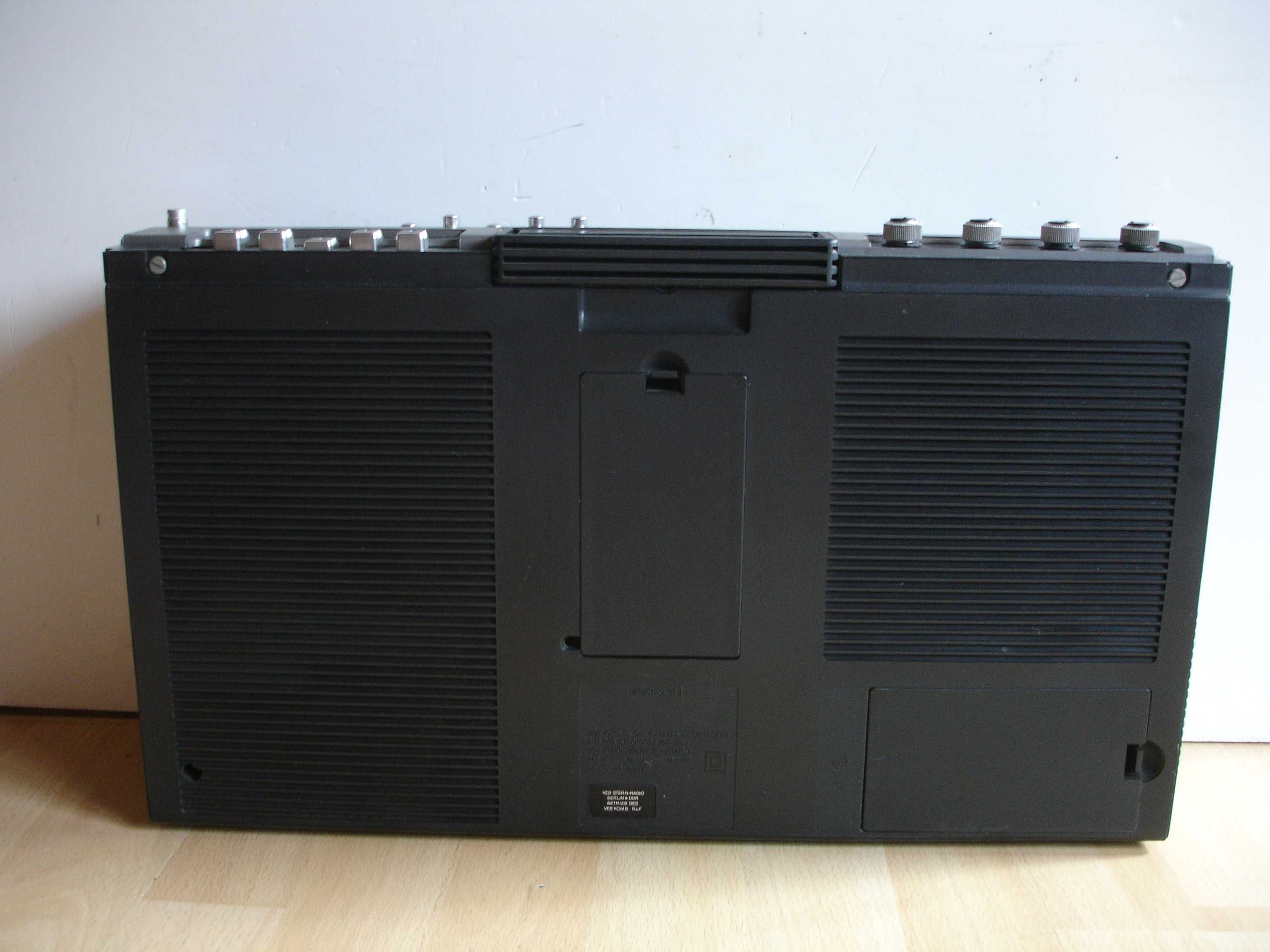 Radiomagnetofon STERN SKR 501 (DDR)
