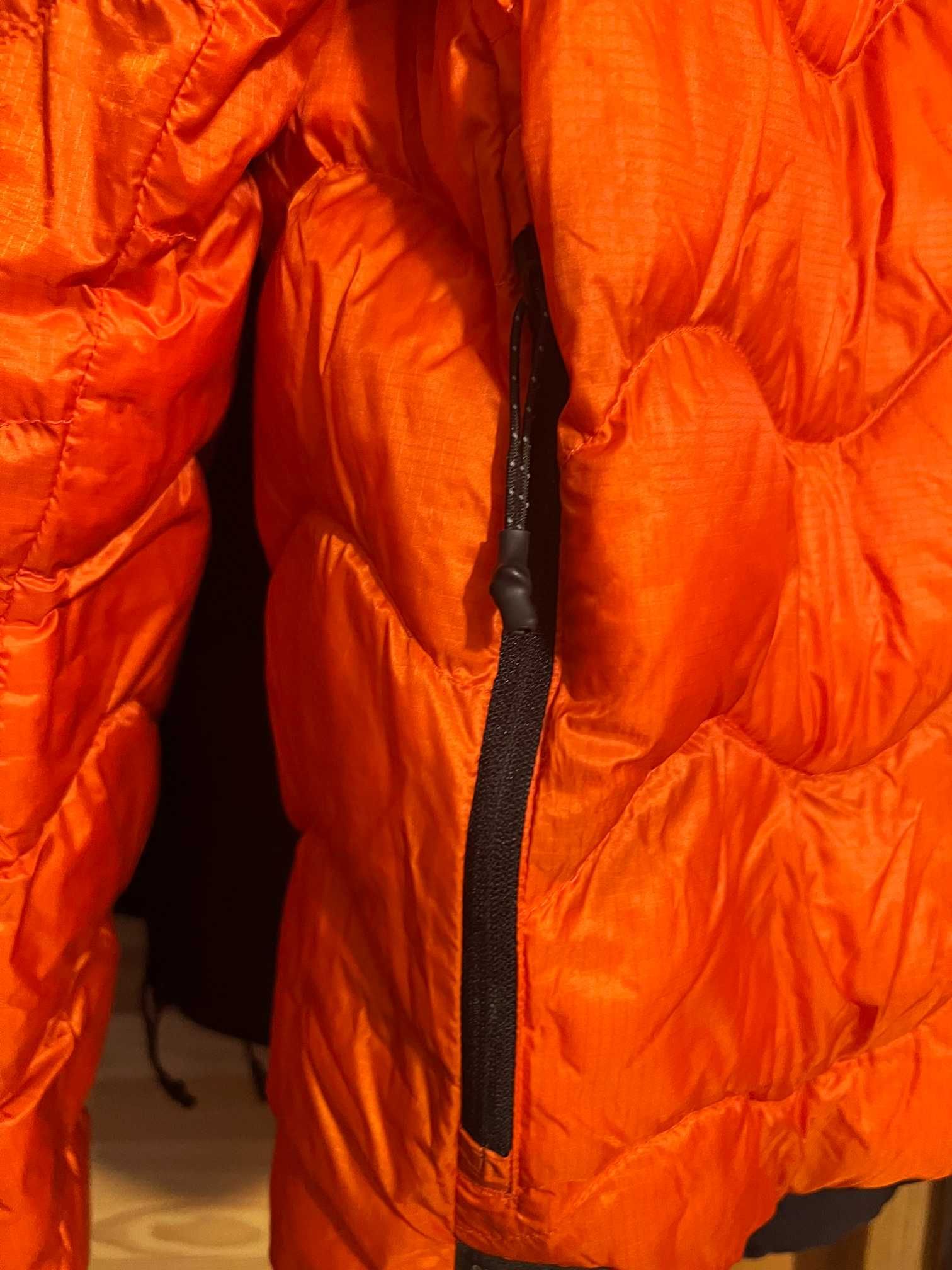 Kurtka z kapturem Superdry pomarańczowa