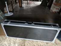 Sprzedam case, walizkę do keyboardu
