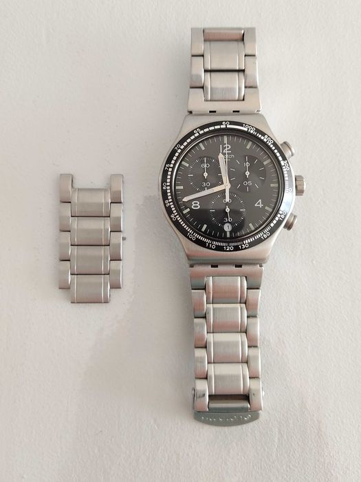 Relógio em aço inoxidável SWATCH NIGHT FLIGHT