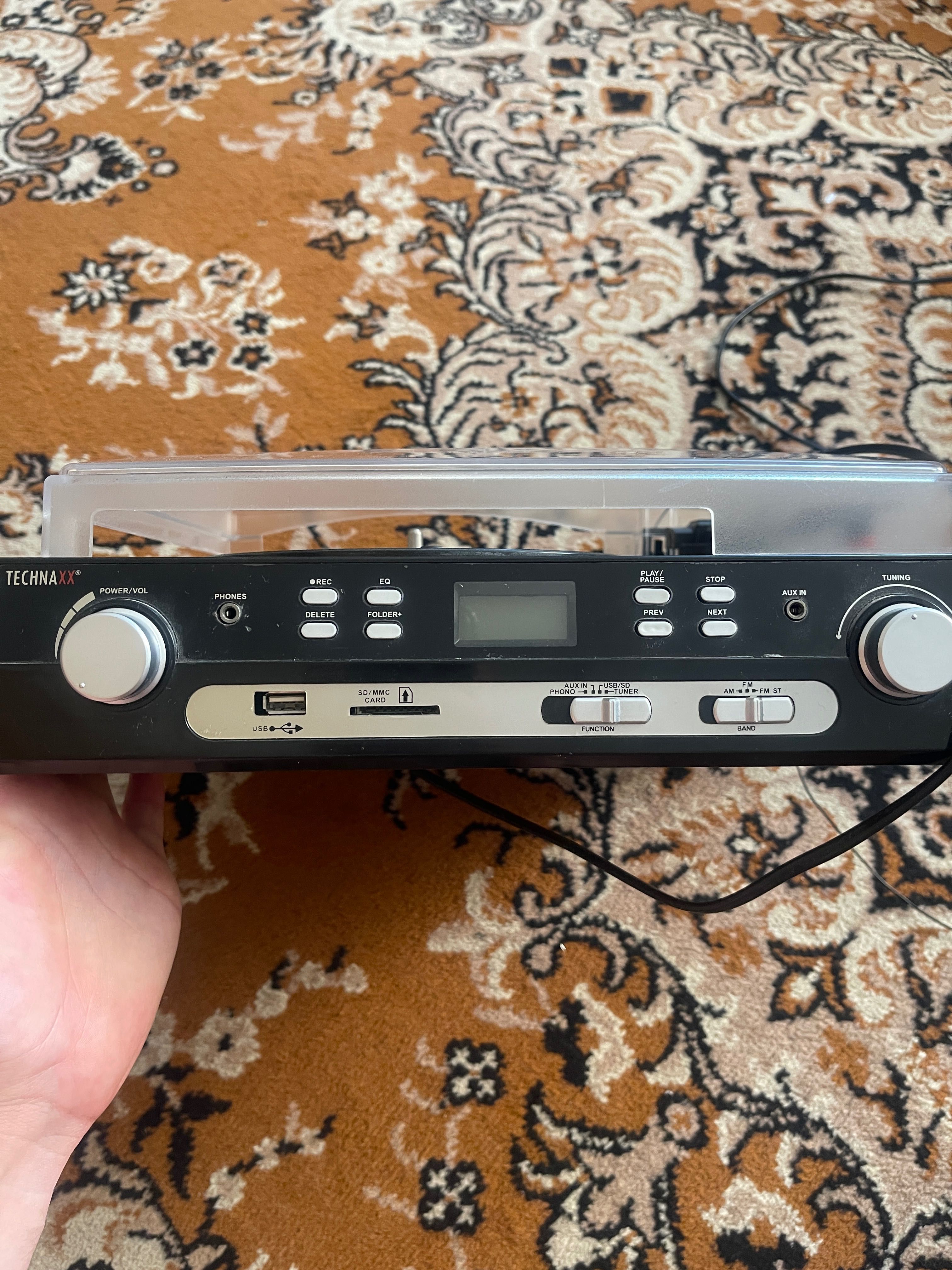 Gramofon Turntable Technaxx TX-22+ black usb cassette