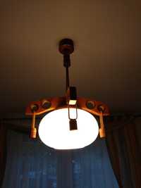 Lampa sufitowa drewniana