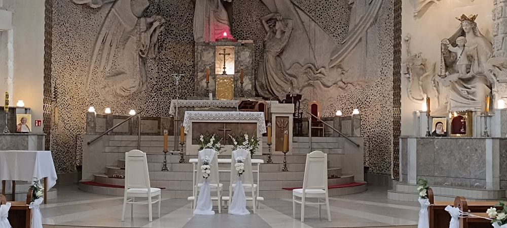 Dekoracja krzeseł, dekoracja kościoła, dekoracje ślubne, dekoracje wes