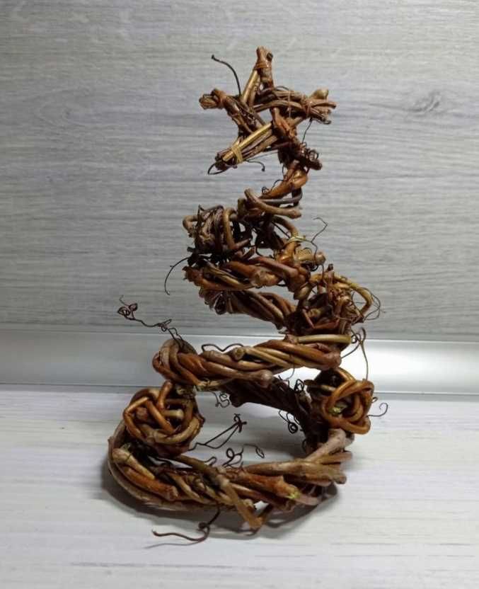 Ялинка настільна плетена з лози ручна робота елка настольная