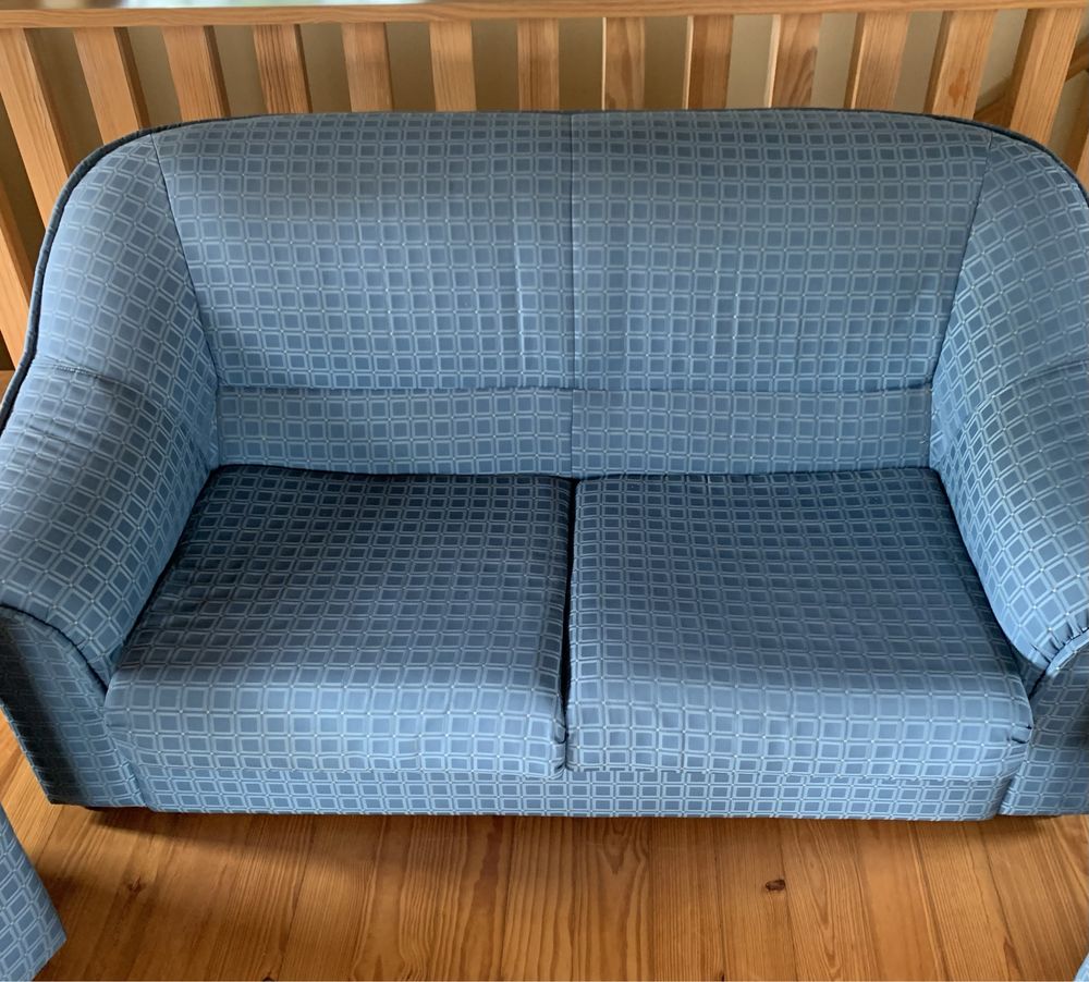 Conjunto sofa 2 lugares + 2 poltronas 1 lugar