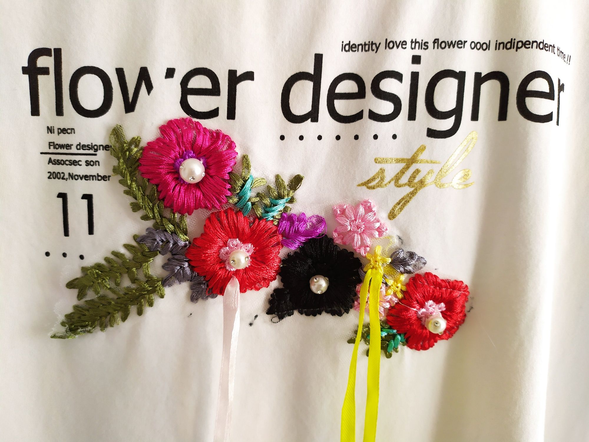 T-shirt Flower Folk wypukły haft kolorowe kwiaty