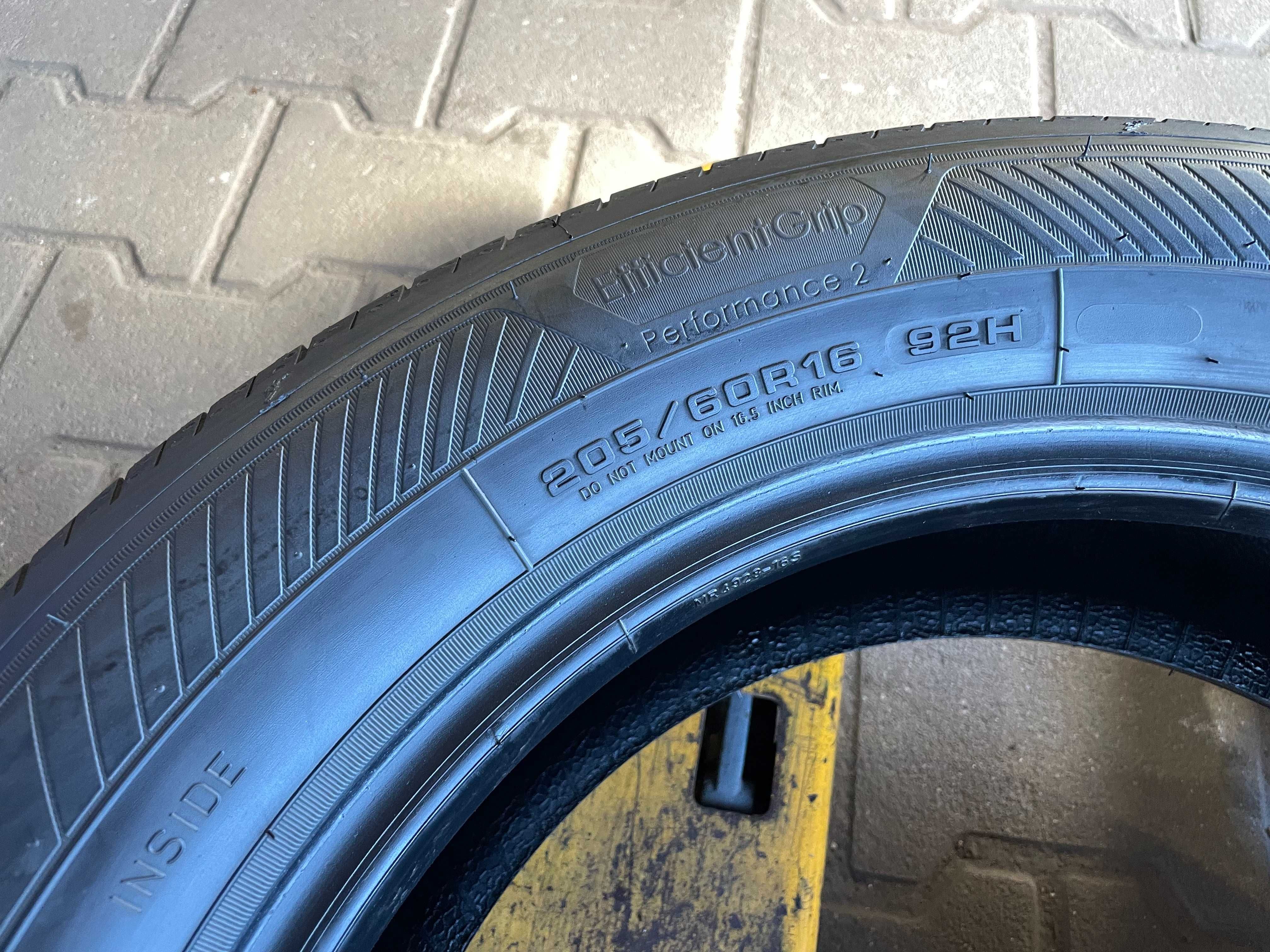 2x Opona letnia Goodyear Efficient Grip Performance 2 205/60 16 / 2182