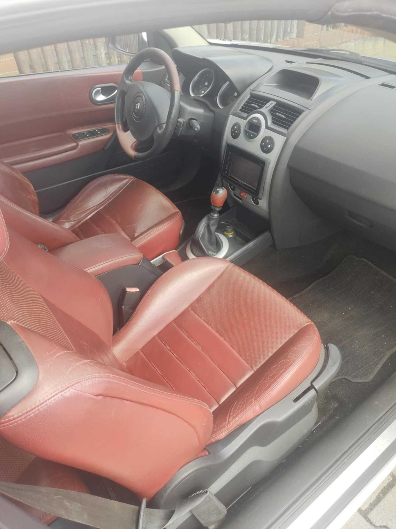 Sprzedam Renault MEGANE CC 2.0 CABRIO, stan BDB, NOWY PRZEGLĄD! 2005 r