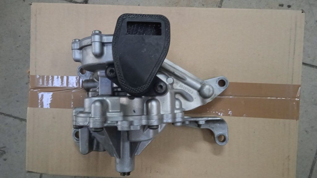 Pompa oleju b16dth ,LVL , Opel Astra J, K, Mokka, Zafira 1.6cdti