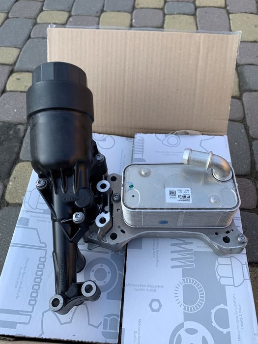 Теплообмінник ОМ651 2.2 радіатор масляний Sprinter W906 W907 спрінтер