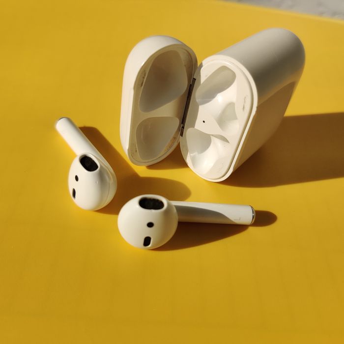 Продам навушники Airpods 1