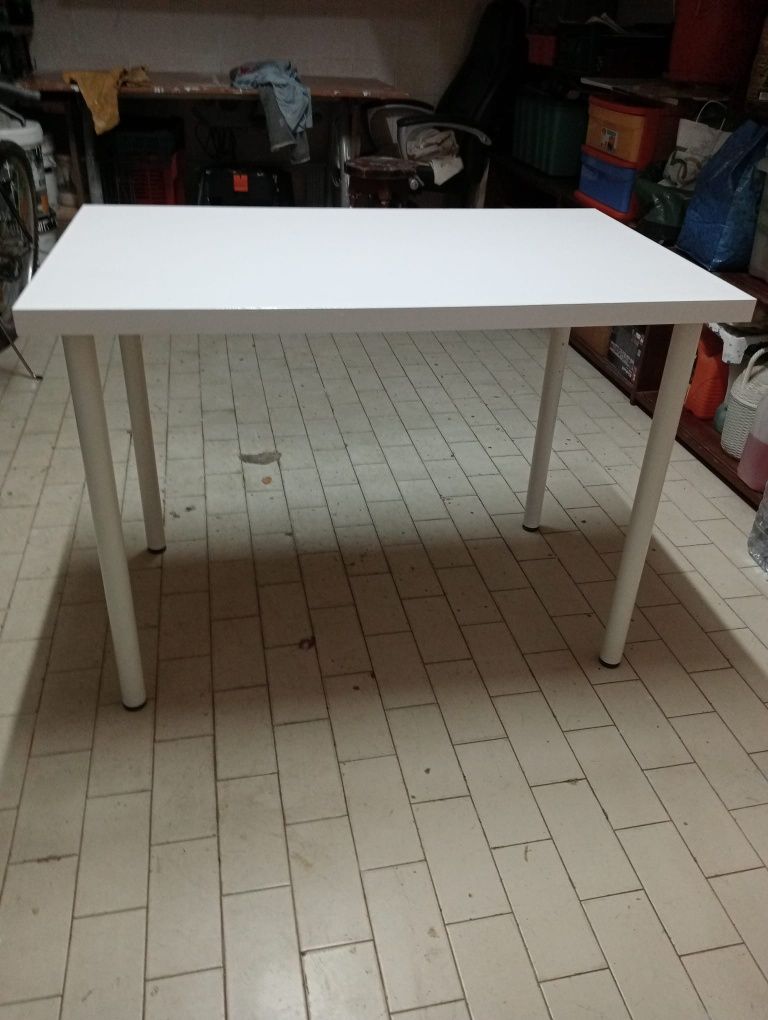Mesa Branca Como Nova