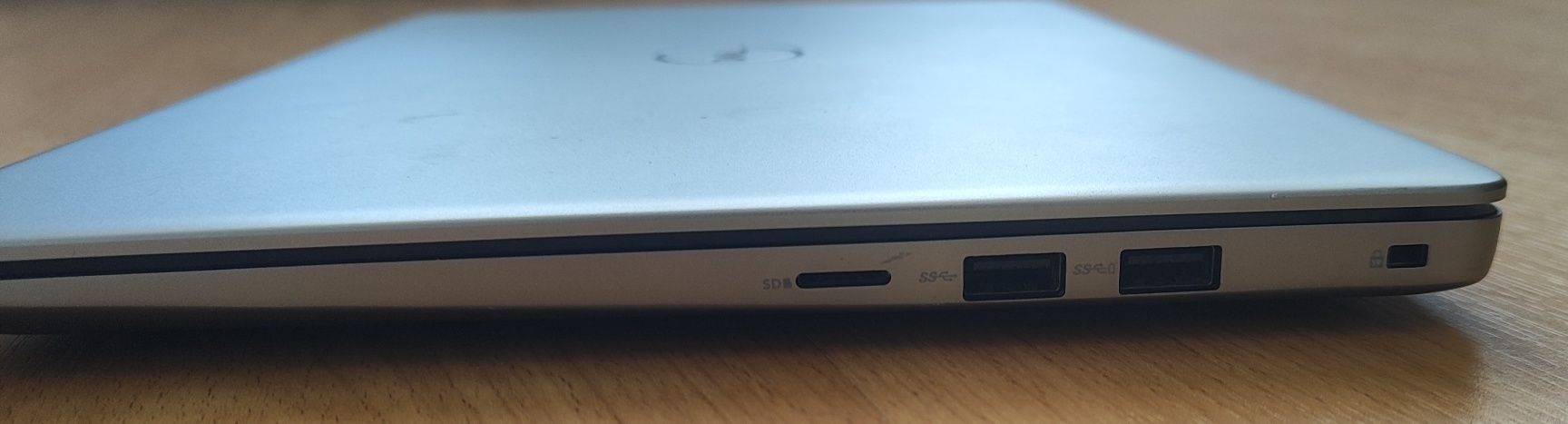 DELL Vostro 5370