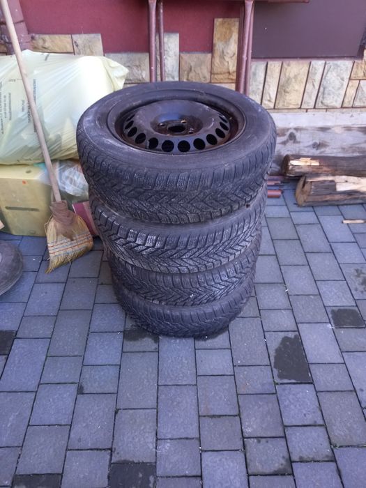 Dębica frigo 185 r15 zimowe  były w fiacie Grande