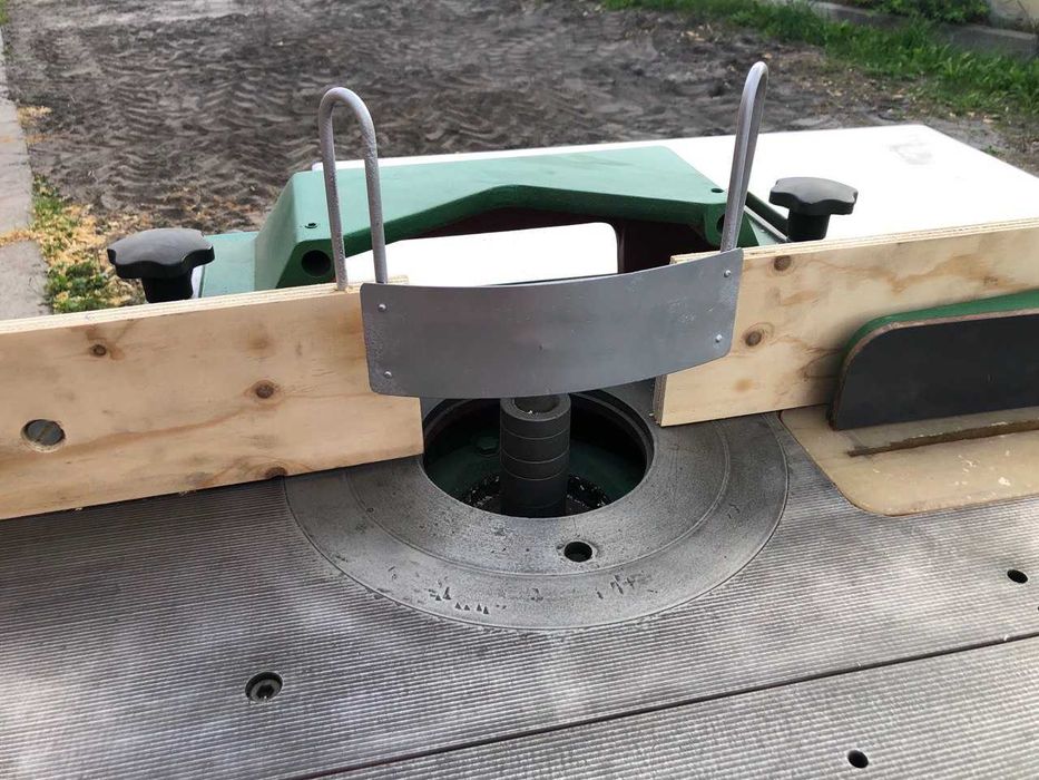 Станок деревообробний комбінований..Станок фрезерний з кареткою