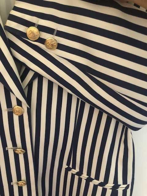 Blazer senhora marca SEASON azul com riscas branca. tamanho 38