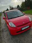 Samochod Daihatsu Sirion
