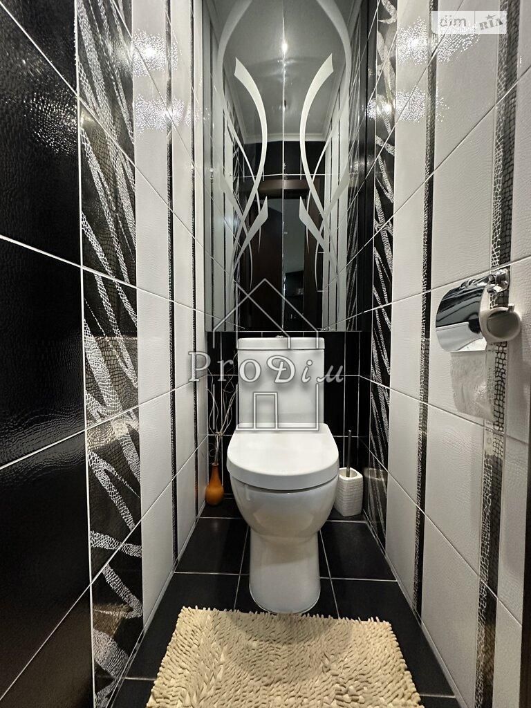 Продаж 3 кімнатної квартири смт.Коцюбинське