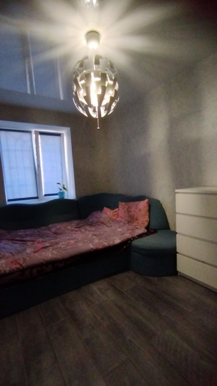 Продам  отличную 2-комнатную  квартиру в Шевченковском районе.