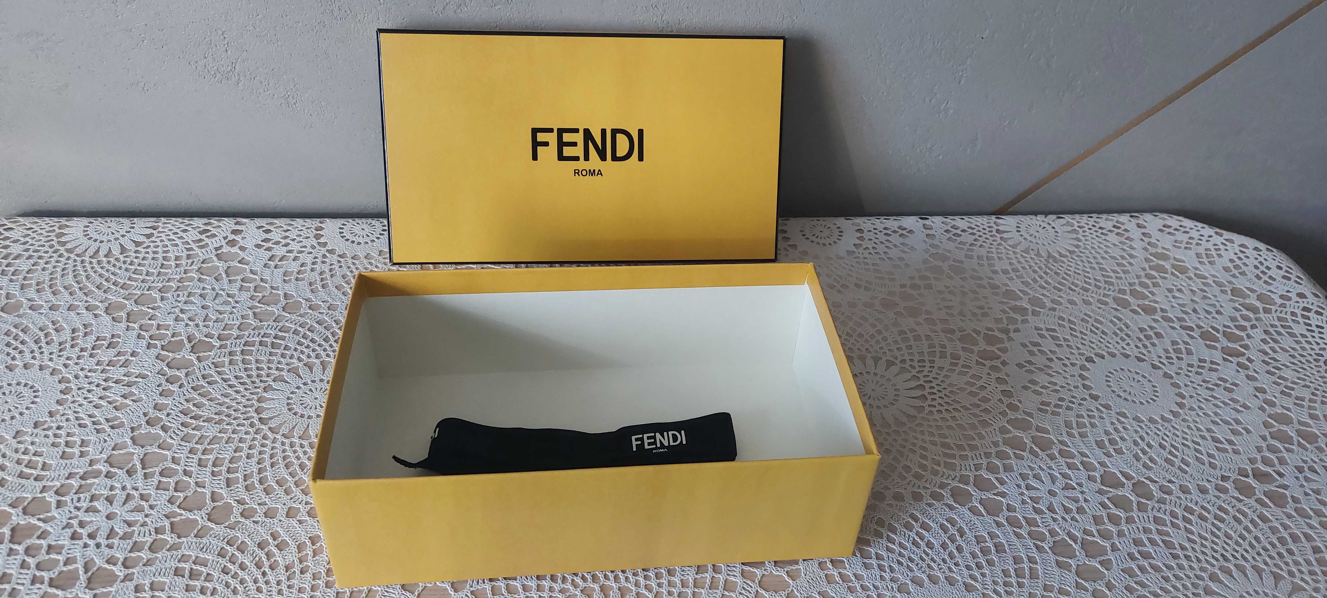 Pudełko FENDI - 21,5x12,5x7 cm - oryginalne + torebka prezentowa