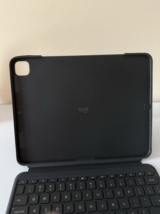 Etui na iPad Pro LOGITECH Combo Touch Czarny Klawiatura