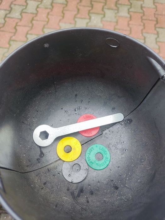 Stojak na koła samochodowe