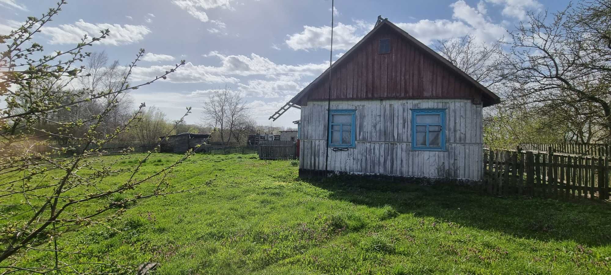 Продається будинок в с.Хролин