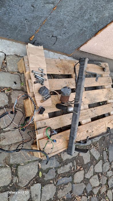 Hak holowniczy Citroën C8 Peugeot 807 Phedra Ulysse.