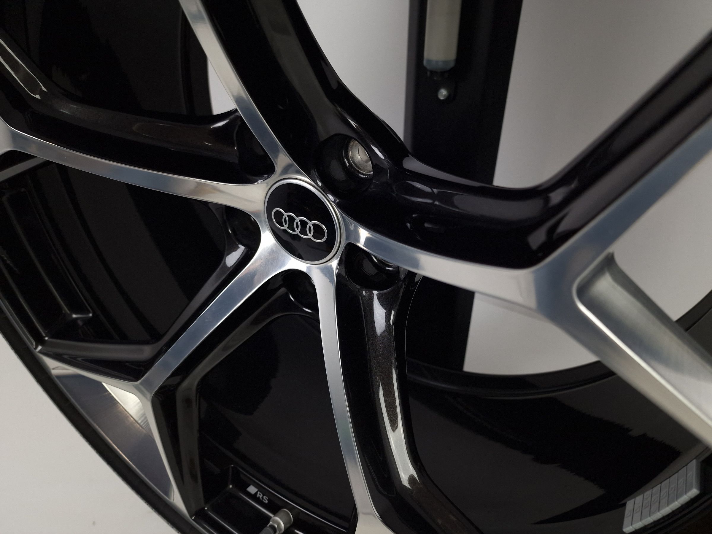 FABRYCZNIE NOWE Oryginalne Felgi Audi 22 RS7 RS6 SQ7 SQ8 RSQ8