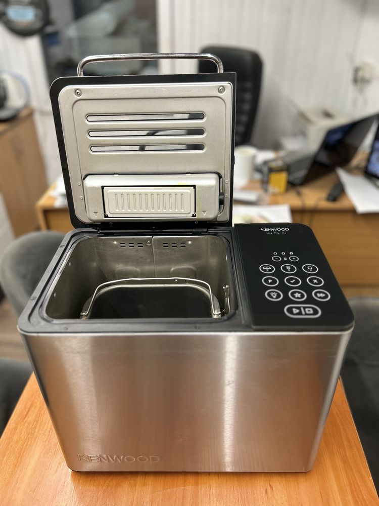 Хлібопіч Kenwood BM450