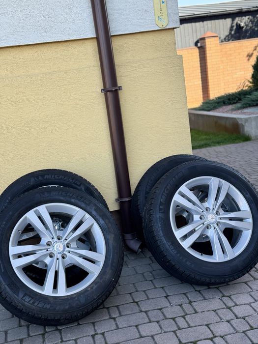 Продаю в идеальном состоянии Michelin колёсса