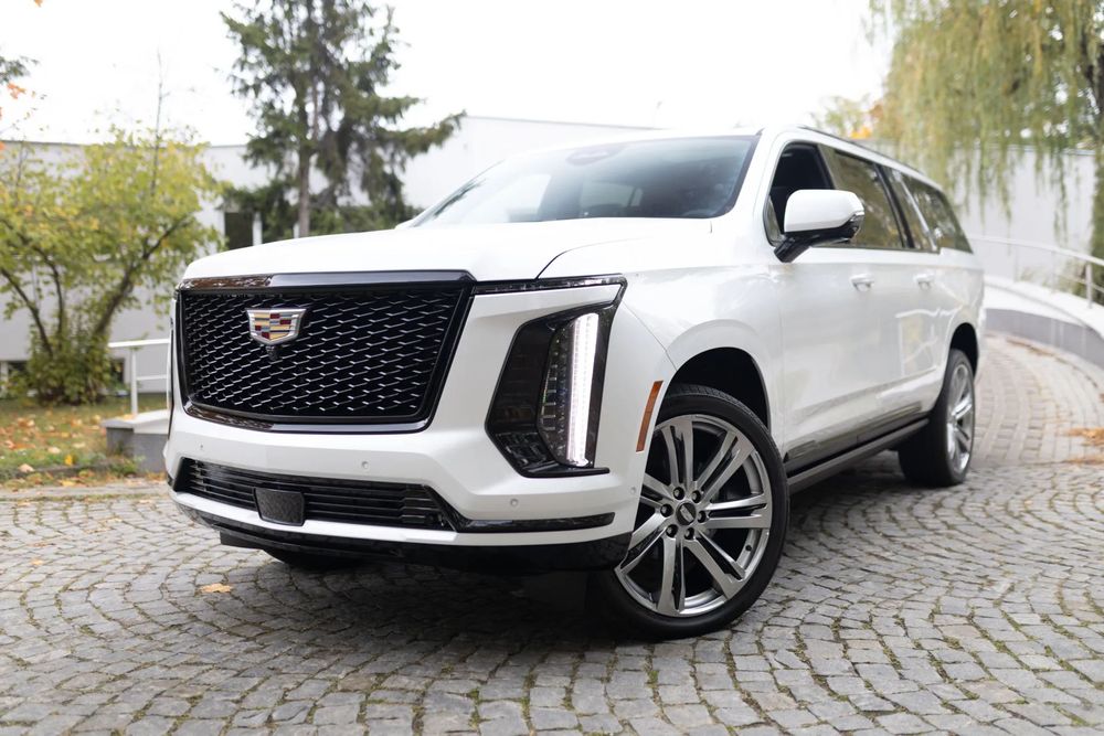 Cadillac Escalade Cadillac Escalade Esv Sport Platinum, Niemcy,