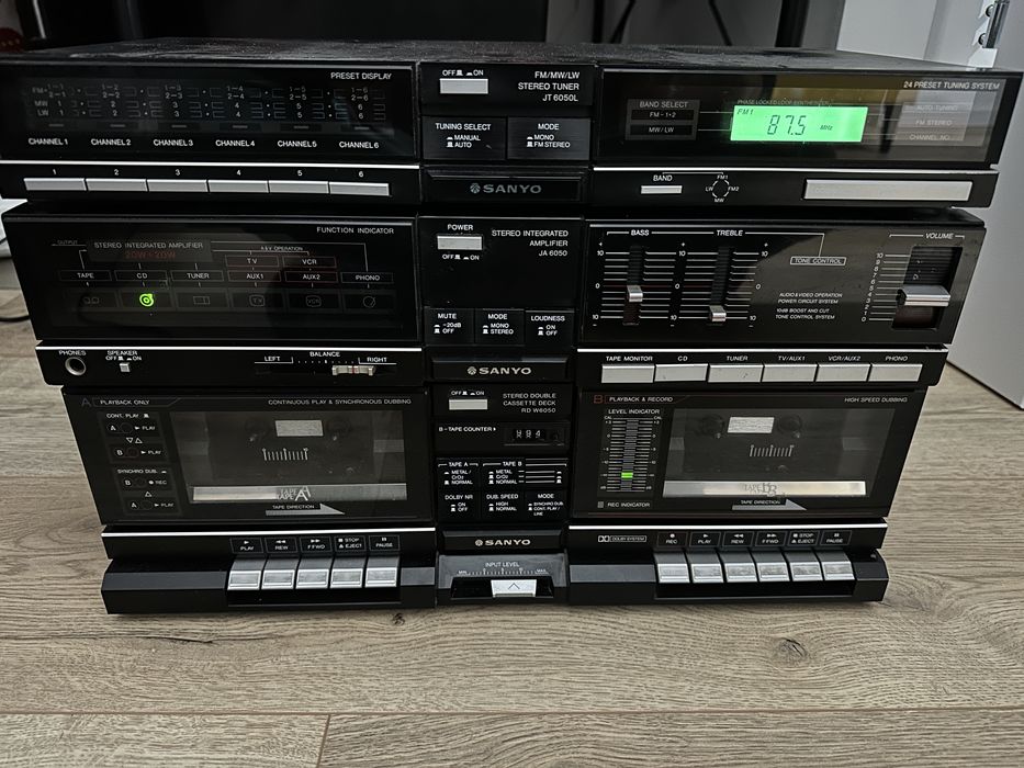 Zestaw grajacy Sanyo RD, wieże