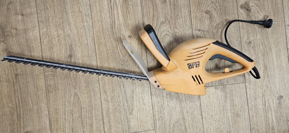 Nożyce elektryczne do żywopłotu STIGA