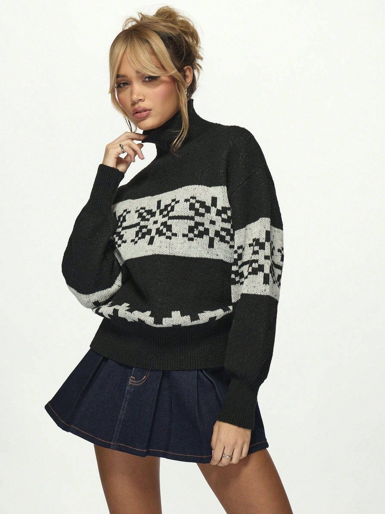 Sweterek Wełniany Oversize Z Golfem Czarno-Biały Casual Missguided S