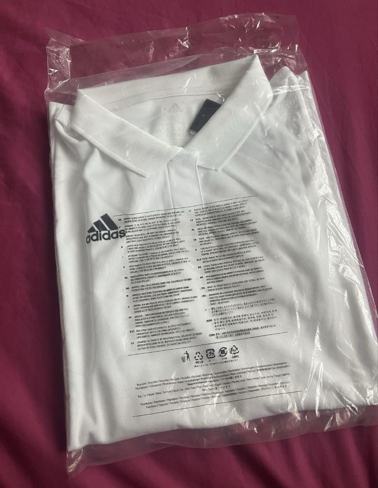 Футболка Adidas s,m,l,xl