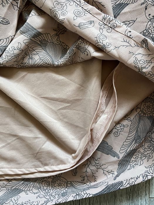 Śliczna sukienka lekki wzór xl