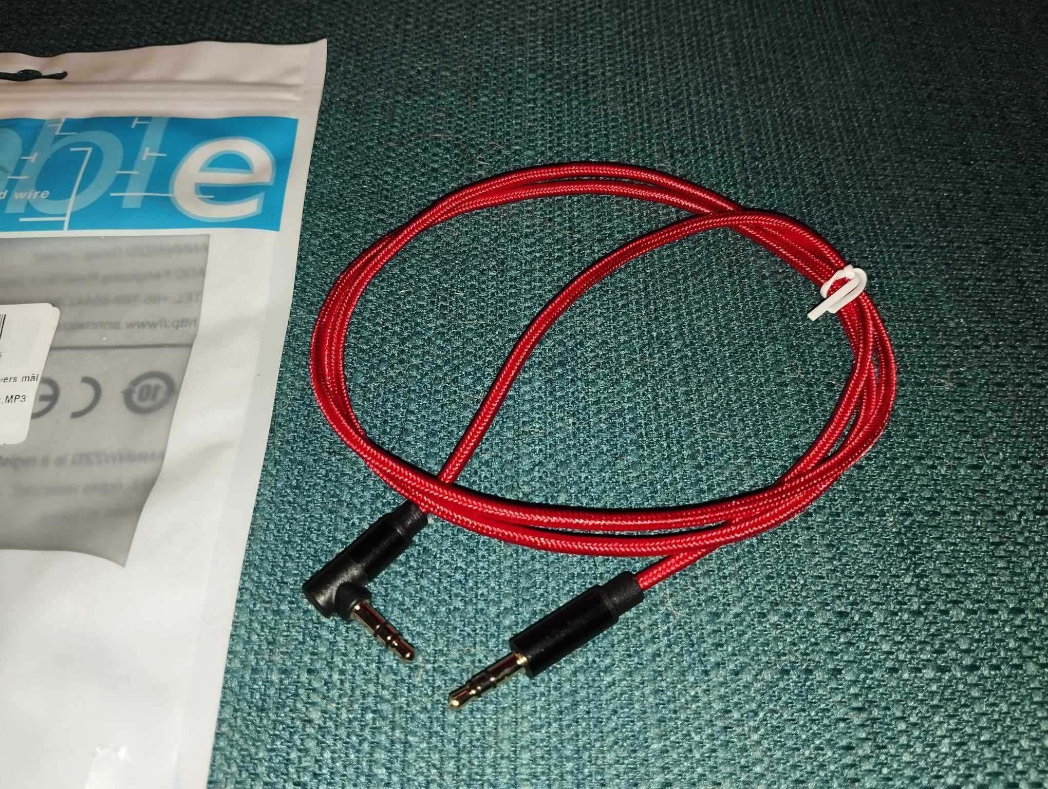 Kabel Audio Mini Jack - Kątowy / Prosty - Czerwony