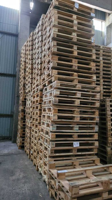 Купуємо дерев’яні піддони дорого