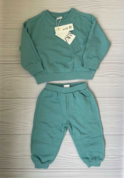 Дитячий костюм Zara