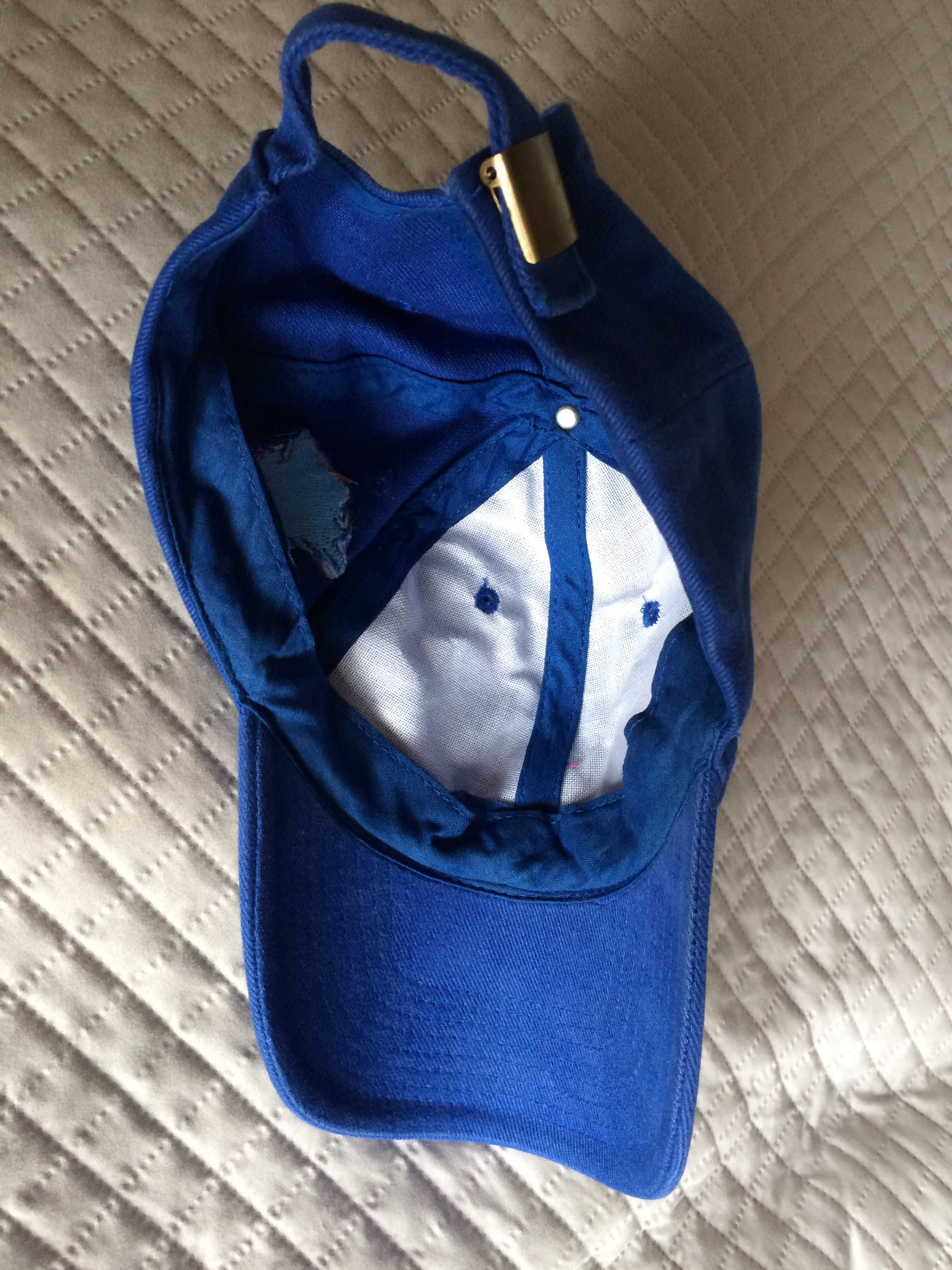 Francuska baseballówka / czapka z daszkiem, z flagą