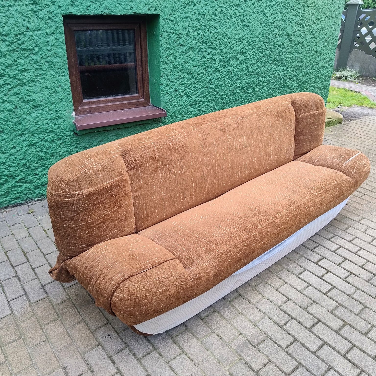 Oddam wersalkę składaną
