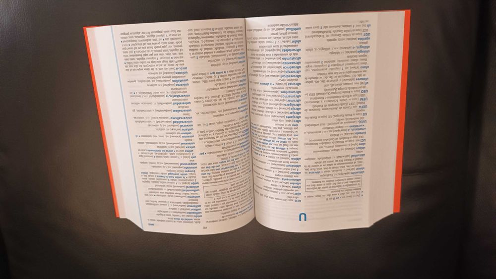 Dicionário Espanhol-Português e Português-Espanhol