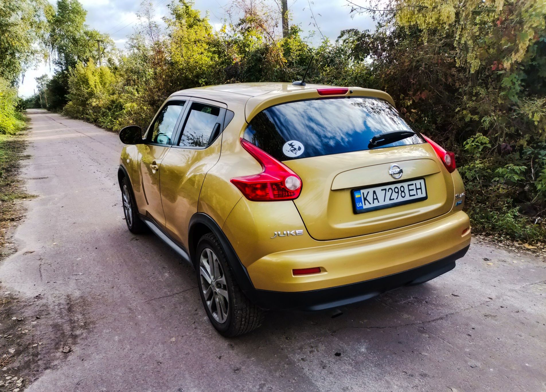 Nissan Juke

1.6 4WD