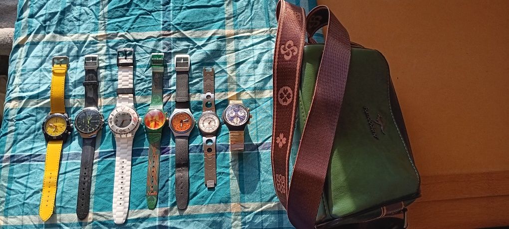 7 relógios usados Swatch, Benetton e Espirit mas com caixa, como novos