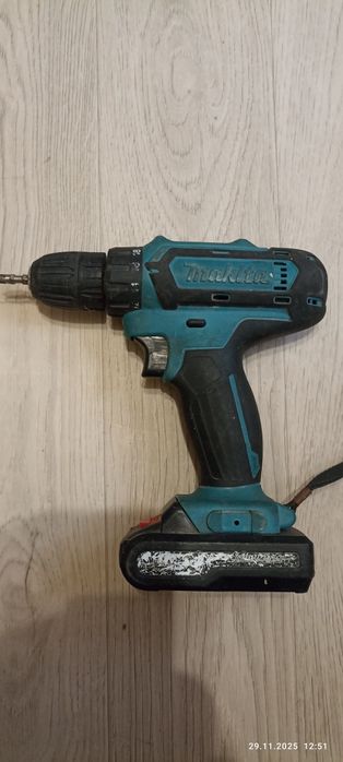 Шуруповёрт макита