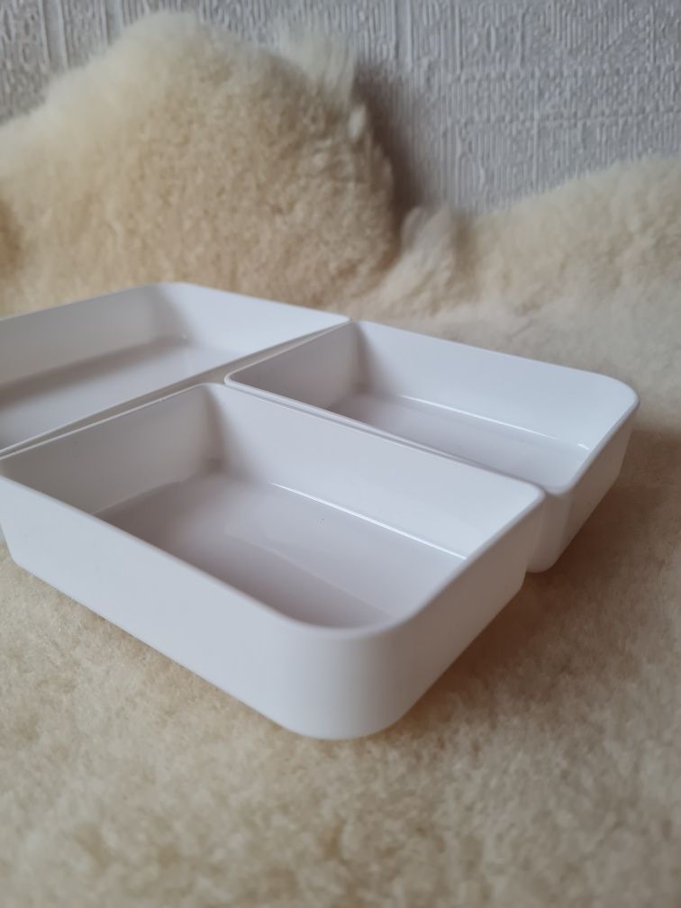 Pojemniki plastikowe organizery białe organizacja