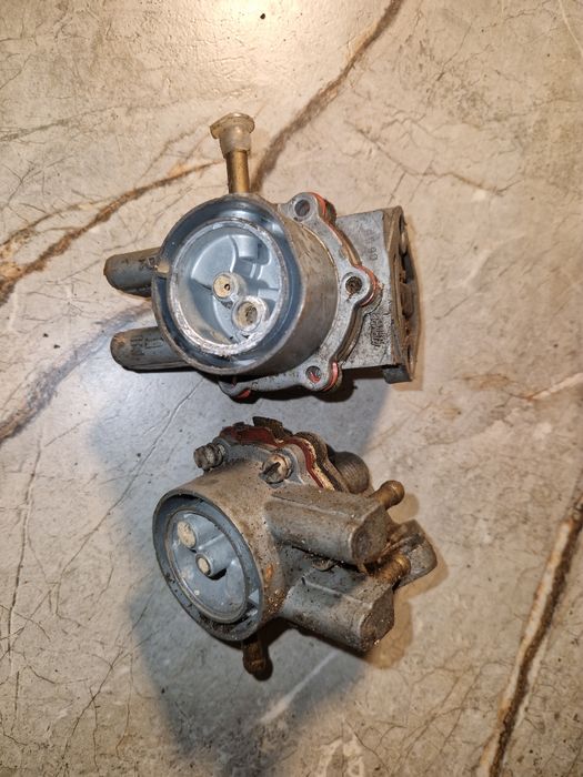 Oryginal pompka gaznika fiat polonez Żuk warszawa FSO z epoki