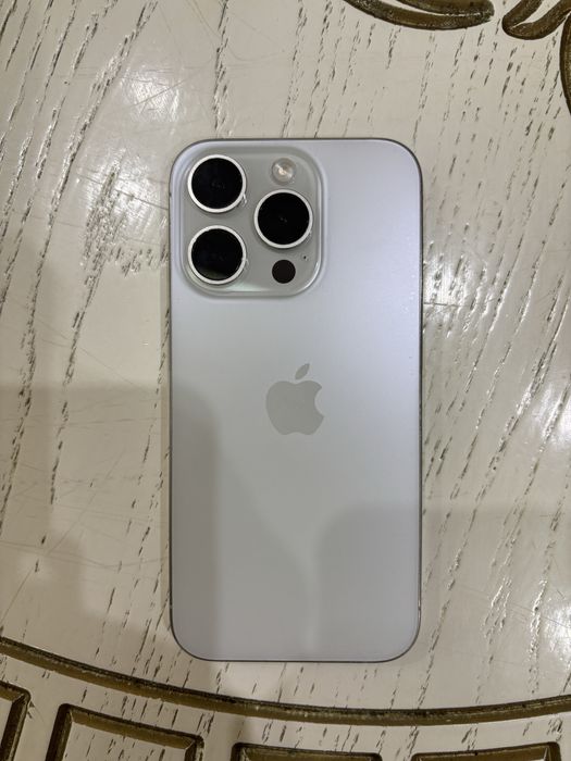 Айфон 15 про 256 92% батарея