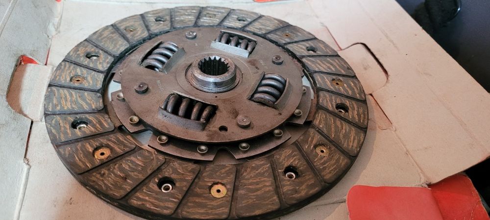 Ford Escord 1.6B Tarcza Sprzęgła Orginalna